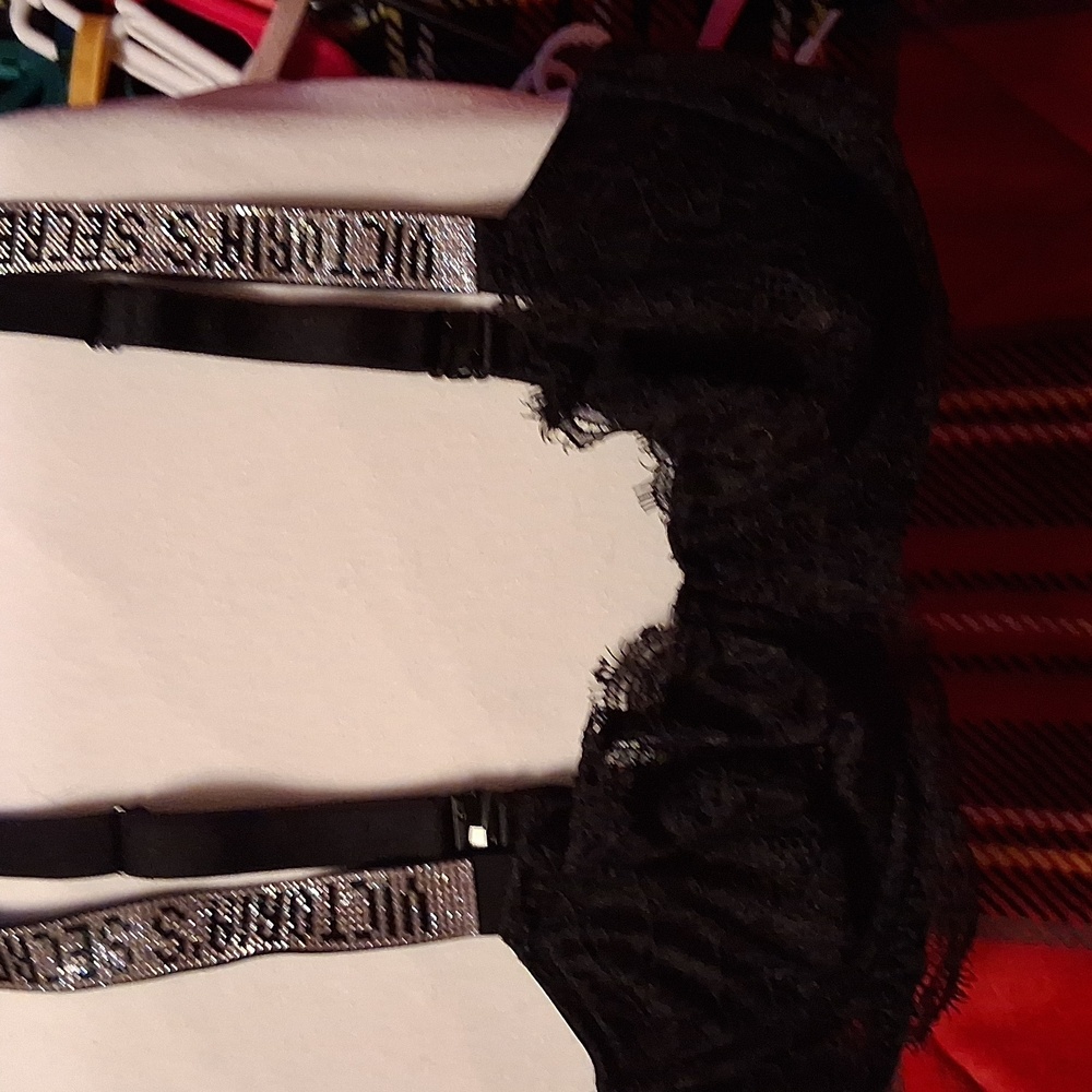 VS 32C  Logo Bling Shine Strap Wicked Black Unlined Bra Floral Lace Uplift Black - Picture 7 of 8